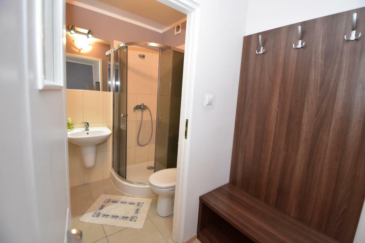 Zielone Pokoje Zielona Góra Exteriör bild